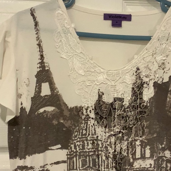Graphic Tee of Paris with Lace - Medium - Picture 2 of 4